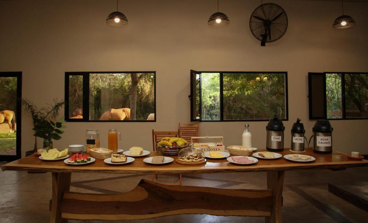 Hosteria Jasy โกโลเนีย คาร์ลอส เปลเลกรีนี ภายนอก รูปภาพ
